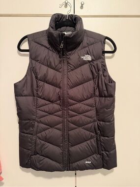 The North Face Women's Black Quilted Down Vest